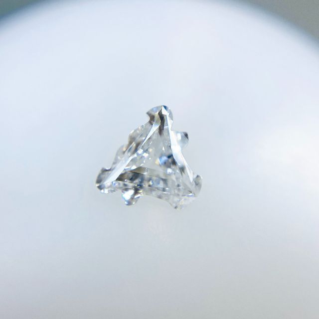 BULL・ユニークシェイプ D/SI1/0.785ct/RT1814/CGL レディースのアクセサリー(その他)の商品写真