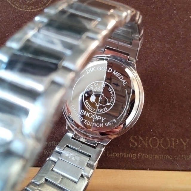 SNOOPY MEDALLION スヌーピー腕時計 - キャラクターグッズ
