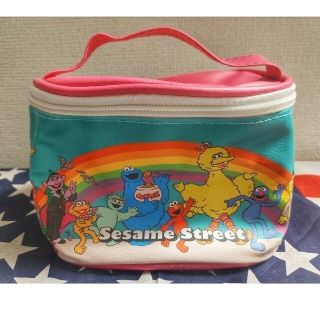 セサミストリート(SESAME STREET)の本日限定特別価格！ 新品 セサミストリート ポーチ  化粧ポーチ バニティポーチ(ポーチ)