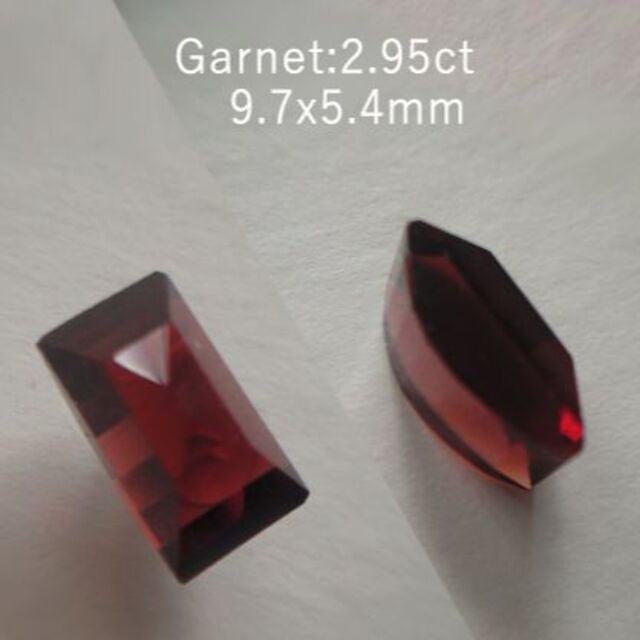 2.95ct　パイラルスパイト系ガーネット　9.7x5.4mm