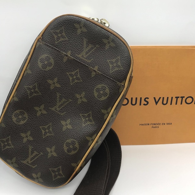 お得セット LOUIS VUITTON - 【ルイ・ヴィトン】モノグラム ボディ