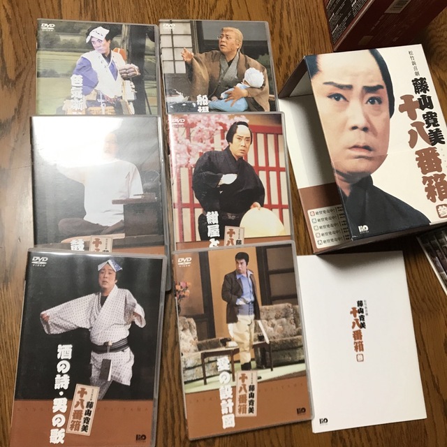 藤山寛美十八番箱DVD4セット　壱、参、四、六 2