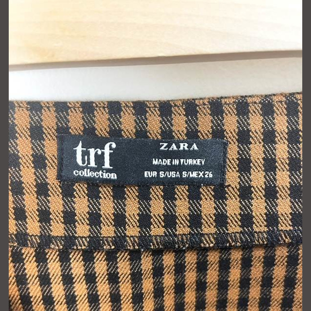 ZARA(ザラ)のザラ トラファルック ZARA Trafaluc スカート ボタンダウン タイト レディースのスカート(ロングスカート)の商品写真