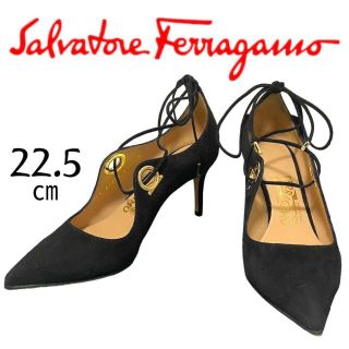 サルヴァトーレフェラガモ(Salvatore Ferragamo)の中古 美品【FERRAGAMO】パンプス ブラック ゴールド ５ 22.5(ハイヒール/パンプス)