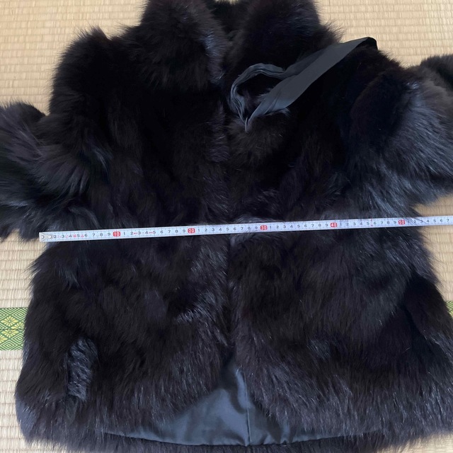 EMBA 毛皮コート　ブラック レディースのジャケット/アウター(毛皮/ファーコート)の商品写真
