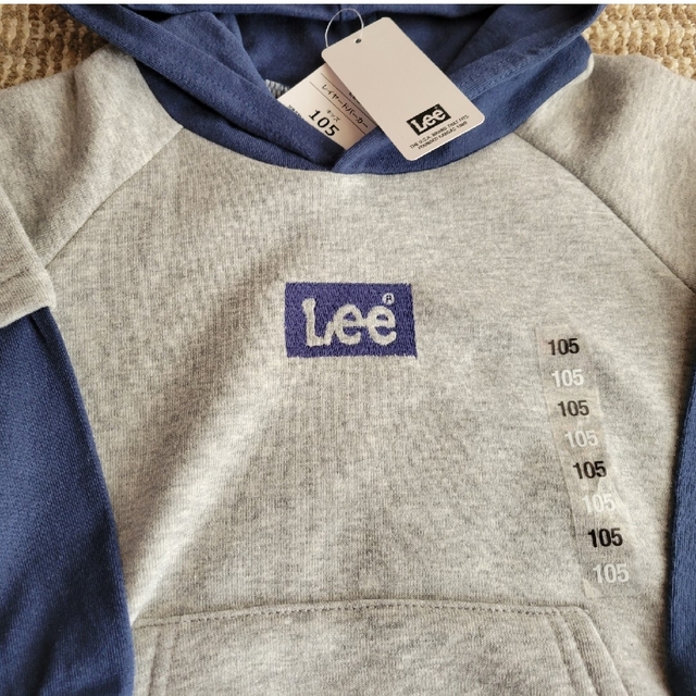 Lee(リー)の新品⭐LEE⭐レイヤードパーカー⭐105 キッズ/ベビー/マタニティのキッズ服男の子用(90cm~)(Tシャツ/カットソー)の商品写真