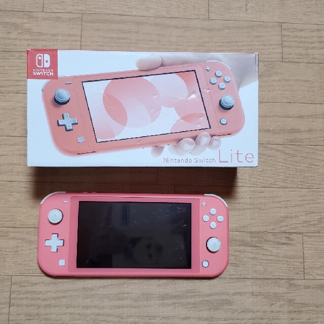 【最終値下げ】NINTENDO SWITCH LITE スイッチライト　コーラル