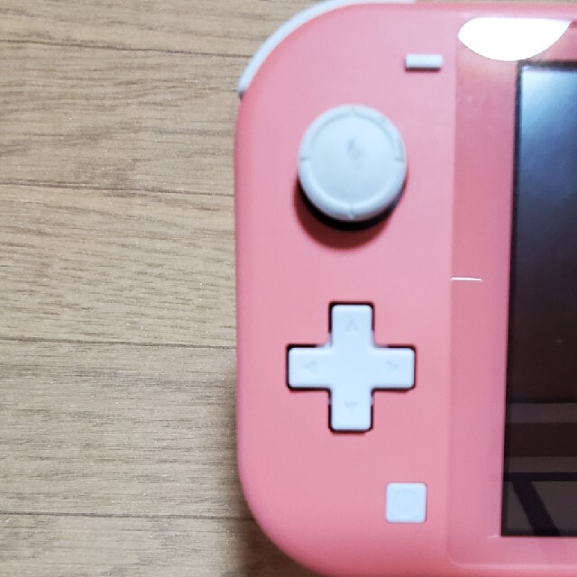 【最終値下げ】NINTENDO SWITCH LITE スイッチライト　コーラル