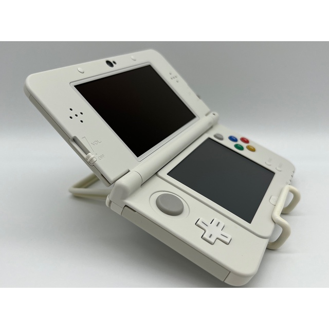 液晶美品】 NEW ニンテンドー 3DS 着せ替え ホワイト-