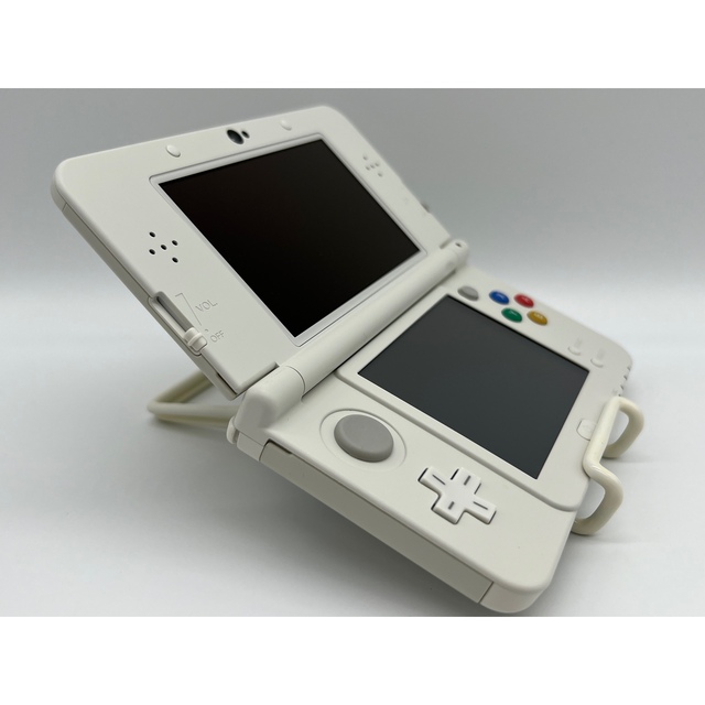 完品・液晶美品】Newニンテンドー3DS ホワイト 本体 任天堂 きせかえ ...