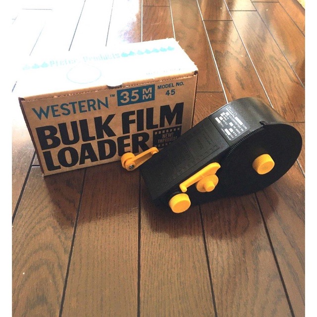 Western製 Bulk Film Loader 35mm対応 フィルム付き スマホ/家電/カメラのカメラ(暗室関連用品)の商品写真