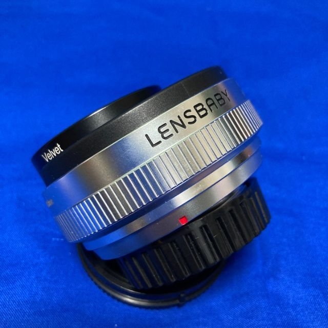 LENSBABY　TRIO28　Eマウント　フィルター付き スマホ/家電/カメラのカメラ(レンズ(単焦点))の商品写真