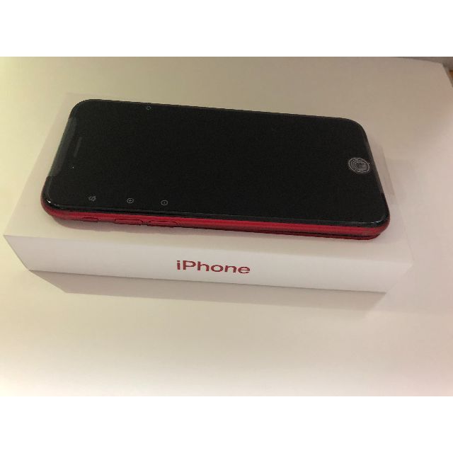Apple(アップル)のアップル iPhoneSE 第3世代 64GB RED レッド  新品未使用 スマホ/家電/カメラのスマートフォン/携帯電話(スマートフォン本体)の商品写真