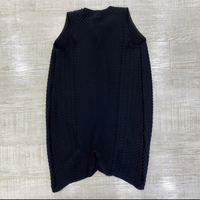 18ss 未使用 イッセイミヤケ プリーツ ロング ジレ ブラック サイズ 2