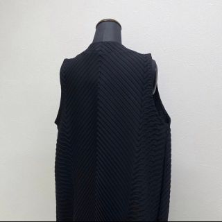 18ss 未使用 イッセイミヤケ プリーツ ロング ジレ ブラック サイズ 2