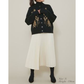 未使用品】seventen プリーツスカート オフホワイトの通販 by ES's