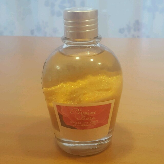 L'OCCITANE(ロクシタン)のめいたん 様 🌼L'OCCITANEピオニー シマーリング ボディオイル コスメ/美容のボディケア(ボディオイル)の商品写真