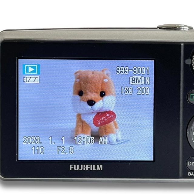 富士フイルム(フジフイルム)の【動作確認済み】FUJIFILM　FinePix F40fd　デジカメ スマホ/家電/カメラのカメラ(コンパクトデジタルカメラ)の商品写真