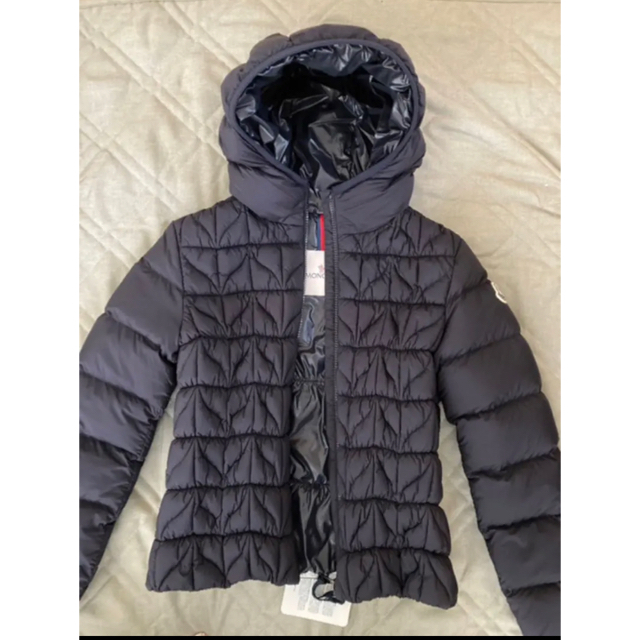 MONCLER(モンクレール)のMONCLER♡モンクレール♡ダウン♡LAURETTE♡12A レディースのジャケット/アウター(ダウンジャケット)の商品写真