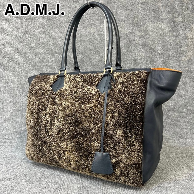 A.D.M.J.(エーディーエムジェイ)の23S44 ADMJエーディーエムジェー ハンドバッグ ムートン レディースのバッグ(ハンドバッグ)の商品写真