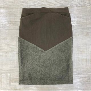 イッセイミヤケ(ISSEY MIYAKE)の美品 ISSEY MIYAKE イッセイミヤケ ファー 切り替え スカート(その他)