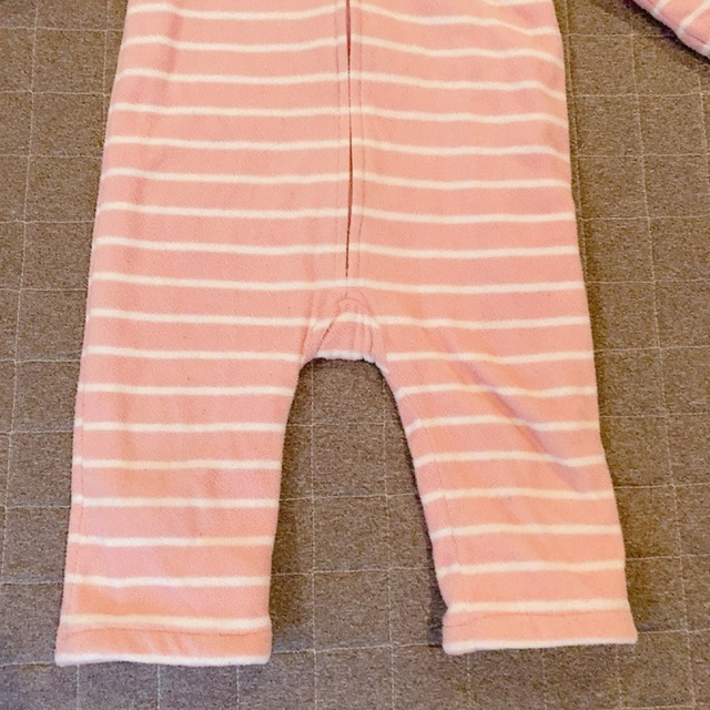 Old Navy(オールドネイビー)のOLD NAVY  18-24M  ジャンプスーツ 防寒着 カバーオール キッズ/ベビー/マタニティのキッズ服女の子用(90cm~)(ジャケット/上着)の商品写真