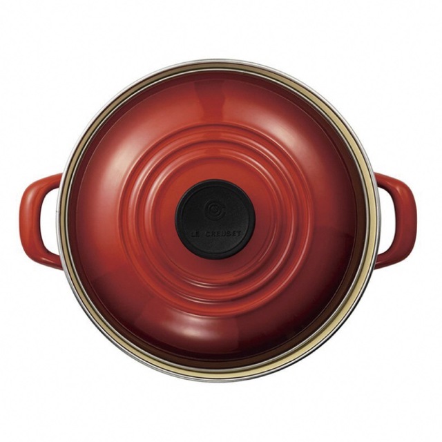 LE CREUSET(ルクルーゼ)の新品未使用　ル・クルーゼキャセロール 20cm   インテリア/住まい/日用品のキッチン/食器(鍋/フライパン)の商品写真