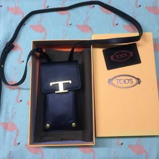 【予約受付中】靴TOD'S - 美品♡トッズ フリンジゴンミーニ ホワイト 38.5の通販|ラクマ