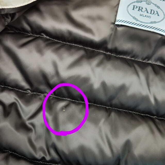PRADA(プラダ)のPRADA　ダウン　リアルフォックスファー　42 ホワイト レディースのジャケット/アウター(ダウンコート)の商品写真