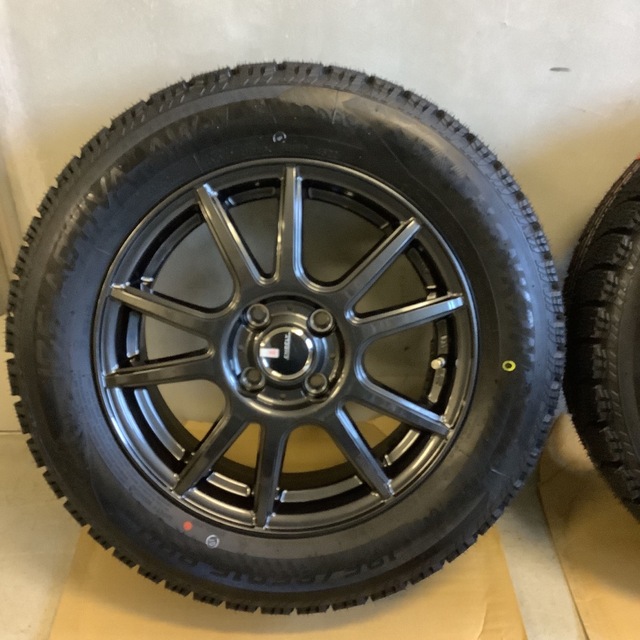 スタッドレスタイヤ ホイル 4本セット 185/65R15