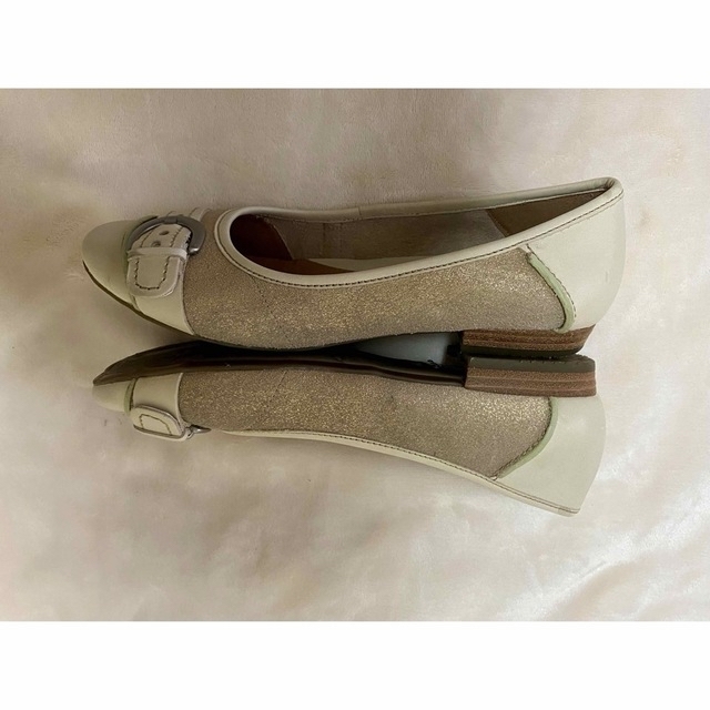 ️ ❤️ Clarks クラークス ローヒール エアーソール 23.5 7