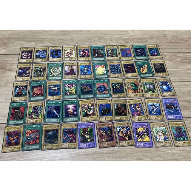 希少】遊戯王 初期 ブースター 132種132枚まとめ売り www