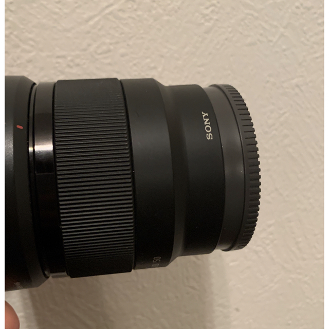 SONY(ソニー)のsony Eマウント用レンズ FE 50mm f1.8 スマホ/家電/カメラのカメラ(その他)の商品写真