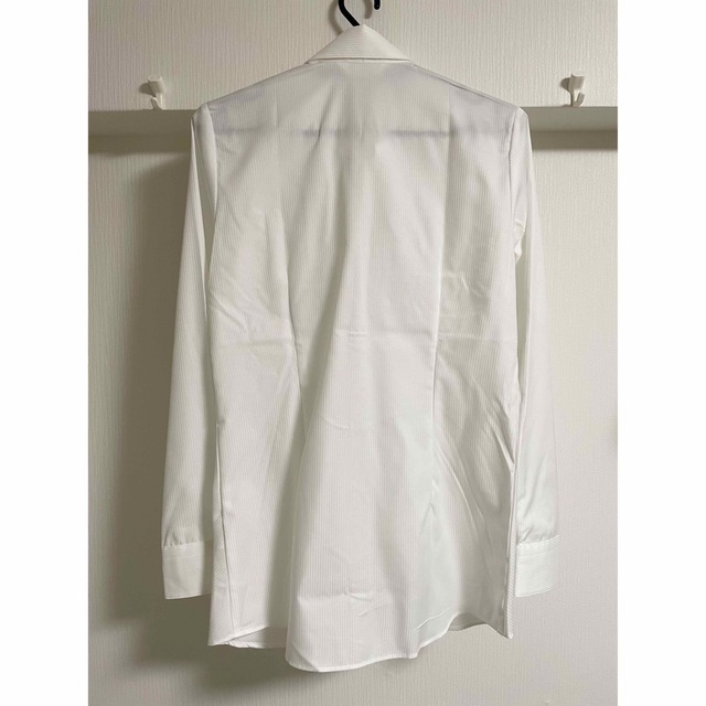 青山(アオヤマ)のワイシャツ　白　ストライプ　レディース　7号 レディースのトップス(シャツ/ブラウス(長袖/七分))の商品写真
