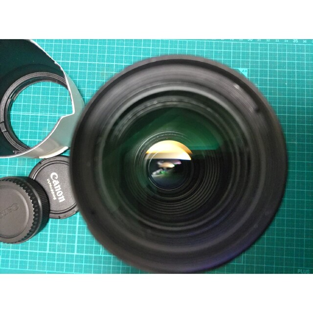 Canon(キヤノン)の中古品！ズームレンズ EF70-200㎜  F4L  USMF4L USM スマホ/家電/カメラのカメラ(レンズ(ズーム))の商品写真