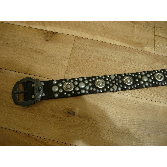 RRL(ダブルアールエル)のRRL ダブルアールエル　スタッズ ベルト STUDDED BELT W30 メンズのファッション小物(ベルト)の商品写真