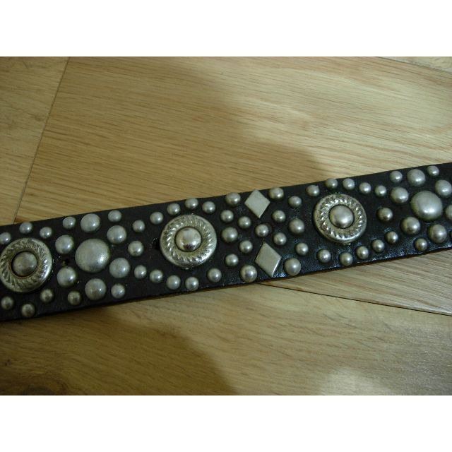 RRL(ダブルアールエル)のRRL ダブルアールエル　スタッズ ベルト STUDDED BELT W30 メンズのファッション小物(ベルト)の商品写真