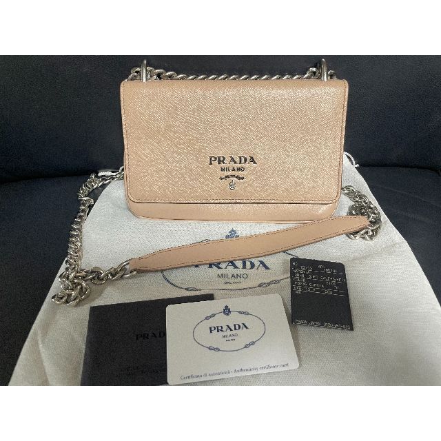 お気にいる】 PRADA - 新品未使用 PRADA ショルダーミニチェーンバッグ