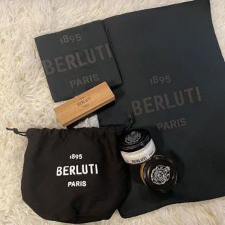 Berluti - BERLUTI ギフトにも♪シューケアセット ワックス2個 ブラシ