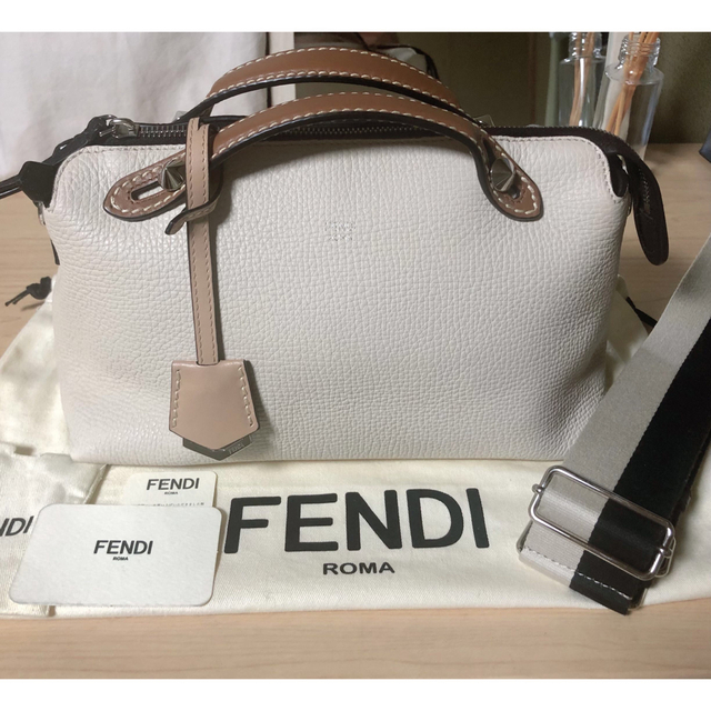 FENDI バイザウェイ　ミディアム　アイボリーベージュ　美品　関根りささん