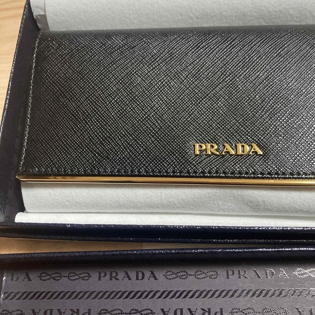 【新品未使用】プラダ　PRADA 長財布