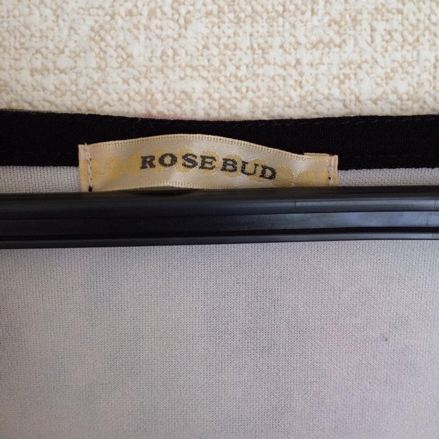ROSE BUD(ローズバッド)の花柄ワンピース レディースのワンピース(ミニワンピース)の商品写真