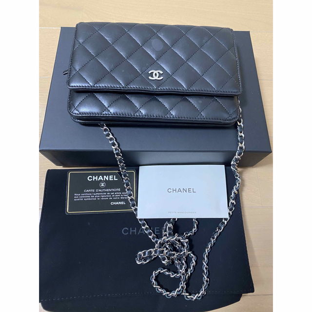 CHANEL(シャネル)のシャネル　チェーンウォレット レディースのバッグ(ショルダーバッグ)の商品写真