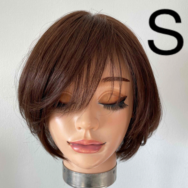 ひし形ボブ　百合子ウィッグ レディースのヘアアクセサリー(ヘアバンド)の商品写真