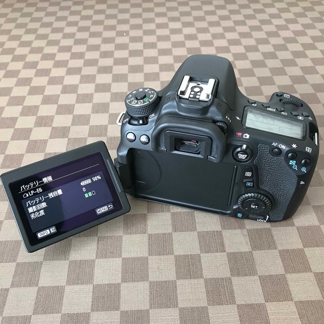 キャノン EOS70D ズームレンズキット 室内使用品