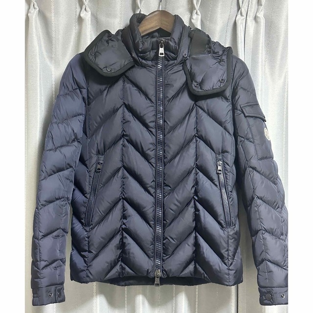 モンクレール MONCLER ダウン BERRIAT べリア メンズ 0-