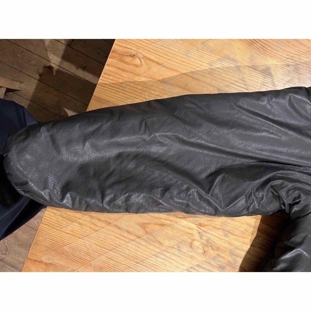 COMOLI(コモリ)のcomoli ディアスキンインサレーションジャケット メンズのジャケット/アウター(レザージャケット)の商品写真