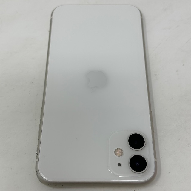 Apple(アップル)のSIMフリー iPhone 11 64GB MWLU2J/A ホワイト スマホ/家電/カメラのスマートフォン/携帯電話(スマートフォン本体)の商品写真