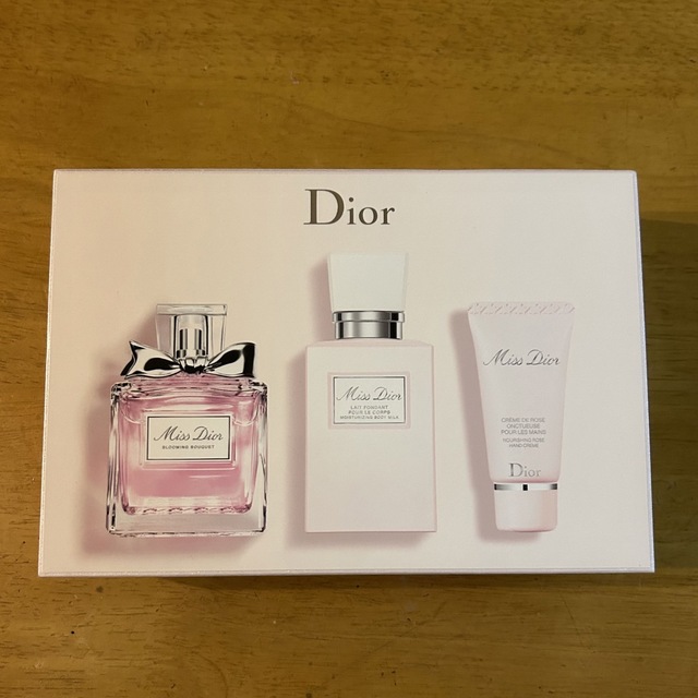 Dior(ディオール)の♡ Dior ♡ ミスディオール ライフスタイル コフレ 限定セット コスメ/美容の香水(香水(女性用))の商品写真