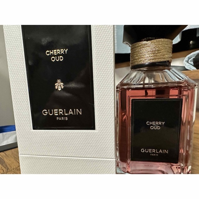 GUERLAIN(ゲラン)のラール　エ　ラ　マティエール　チェリーウード コスメ/美容の香水(香水(女性用))の商品写真